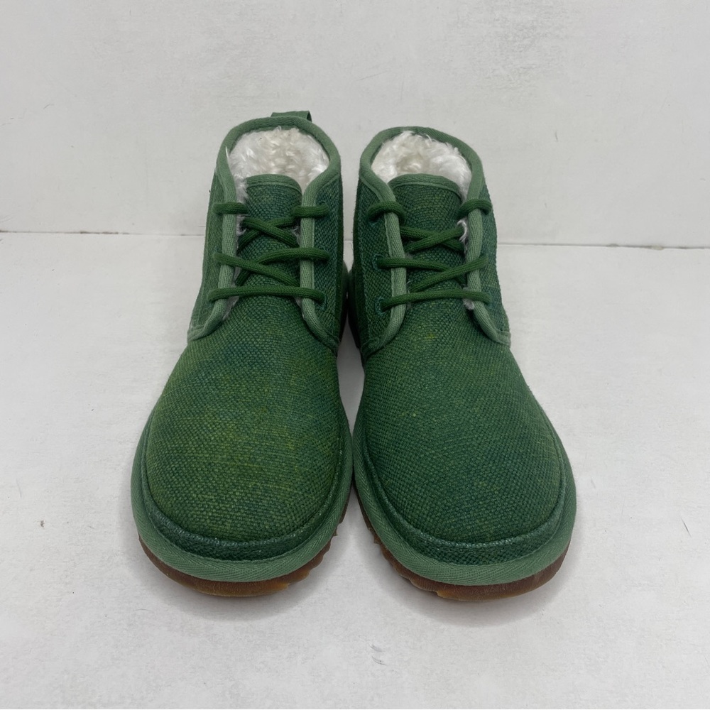Ugg Neumel Natural Lace-Up Chukka Boots “Leaf Green” 2023 - Picture 2 of 5